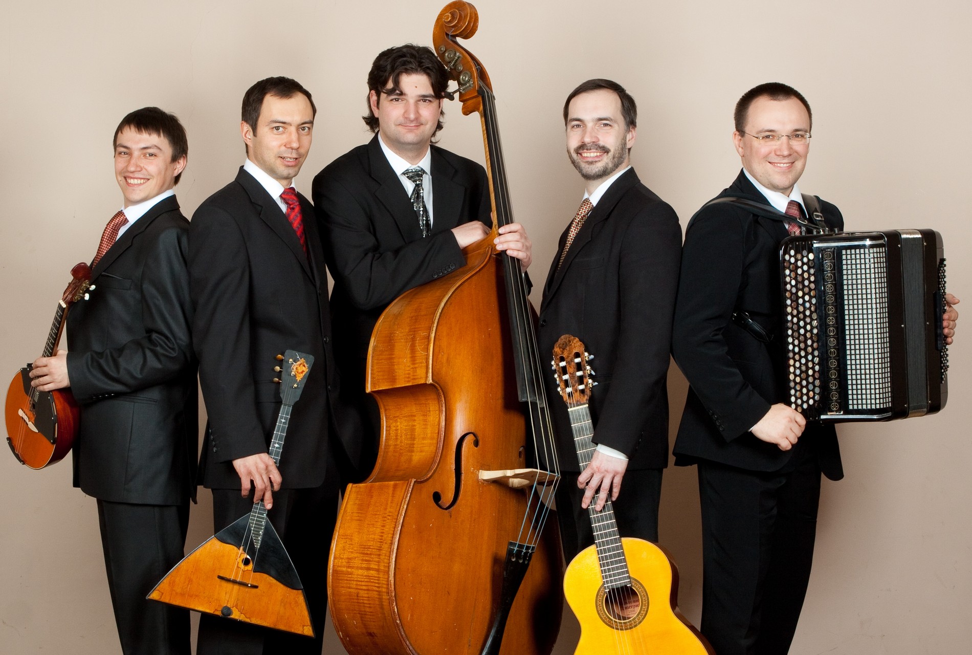 

Билеты на Экспромт-квинтет и Олег Трофимов (Музей театрального и музыкального искусства)