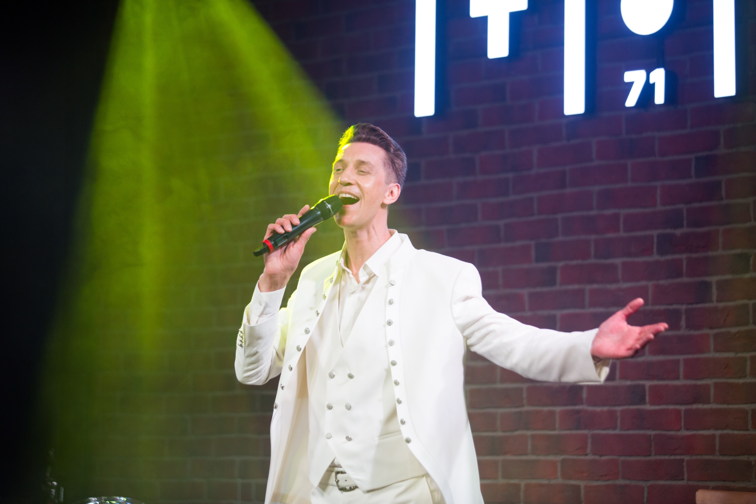 

Билеты на Александр Лихацкий (ДК «Аксион»)