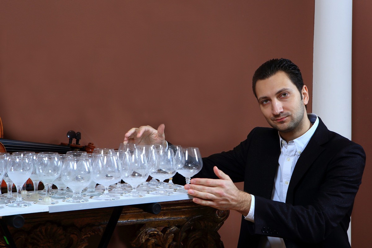 

Билеты на Александр Лемешев и Евгения Кривицкая. Стеклянная арфа и орган (Филармония им. Шостаковича. Малый зал)