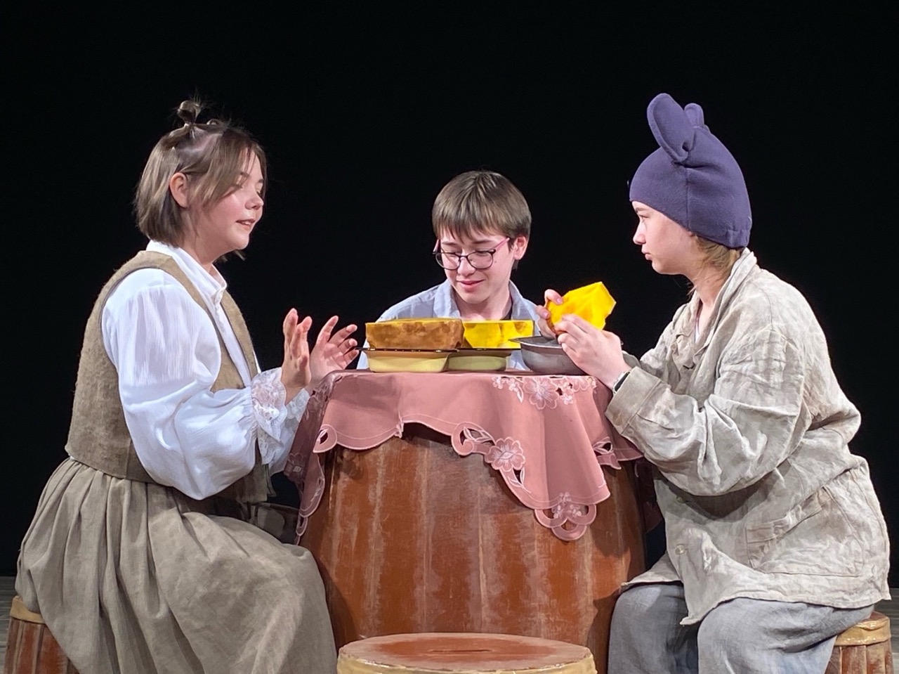 

Билеты на Все мыши любят сыр (Коми-Пермяцкий драматический театр им. Горького)