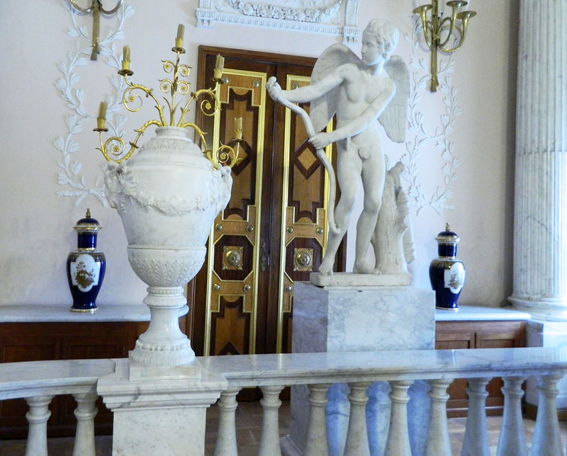 

Билеты на Гатчина: Гатчинский и Приоратский дворцы (Гатчина: Гатчинский дворец и парк + Приоратский дворец)