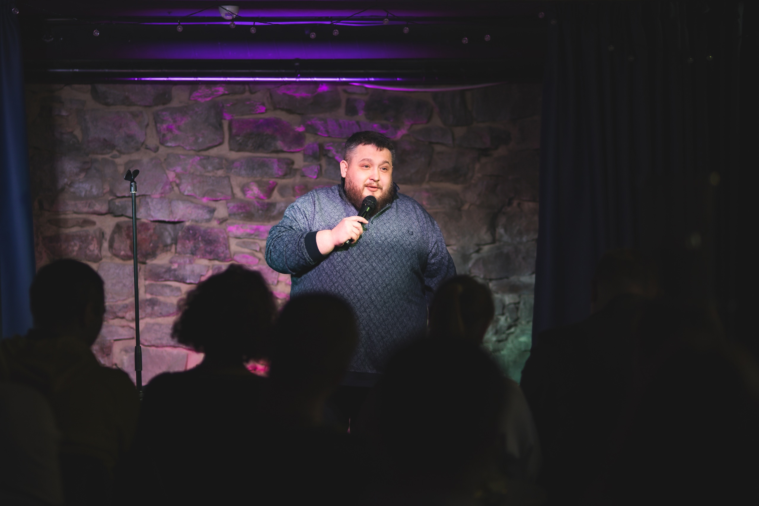 

Билеты на Stand-up. Отчётный концерт (Flash Bar)