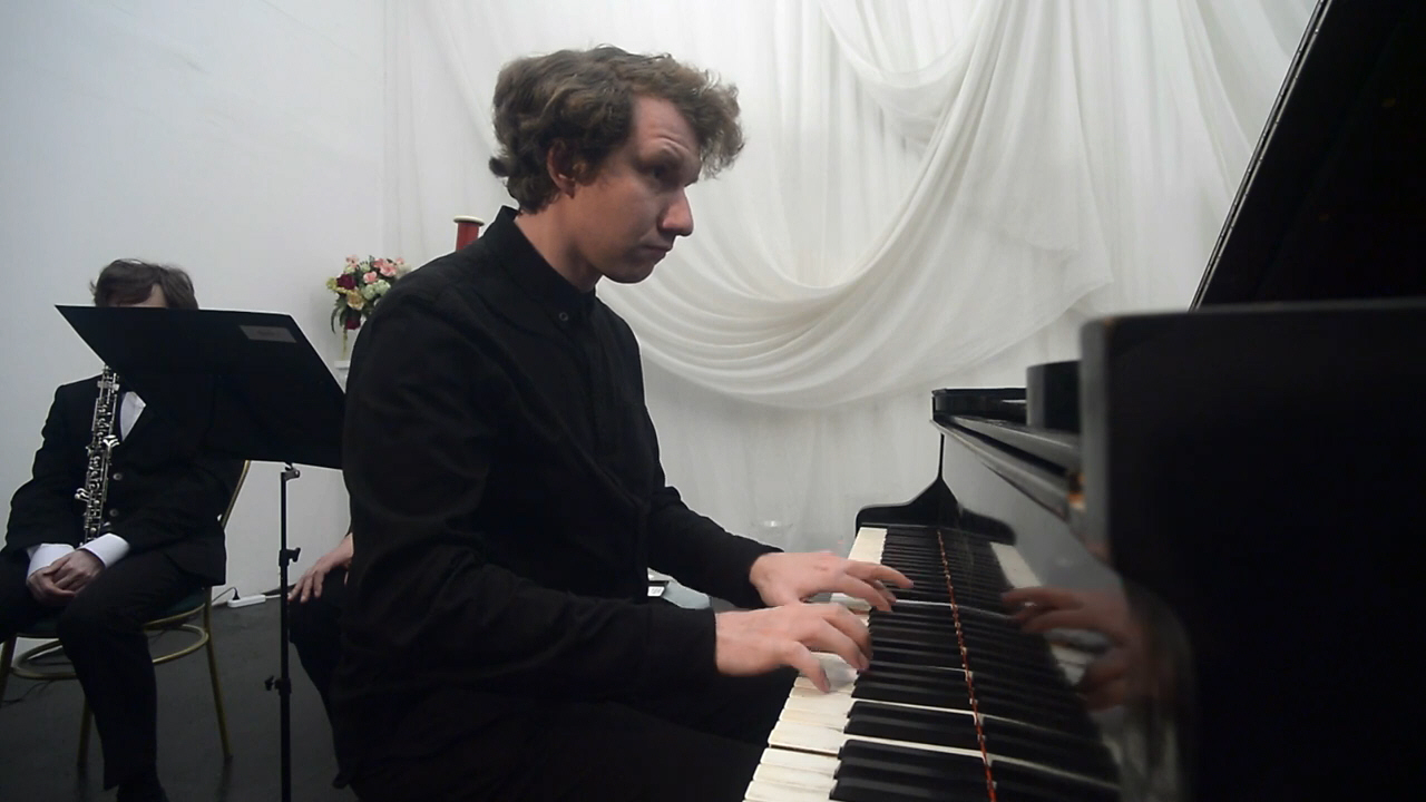 

Билеты на Виктор Николаев. Музыкальные моменты (Дом Шрёдера)