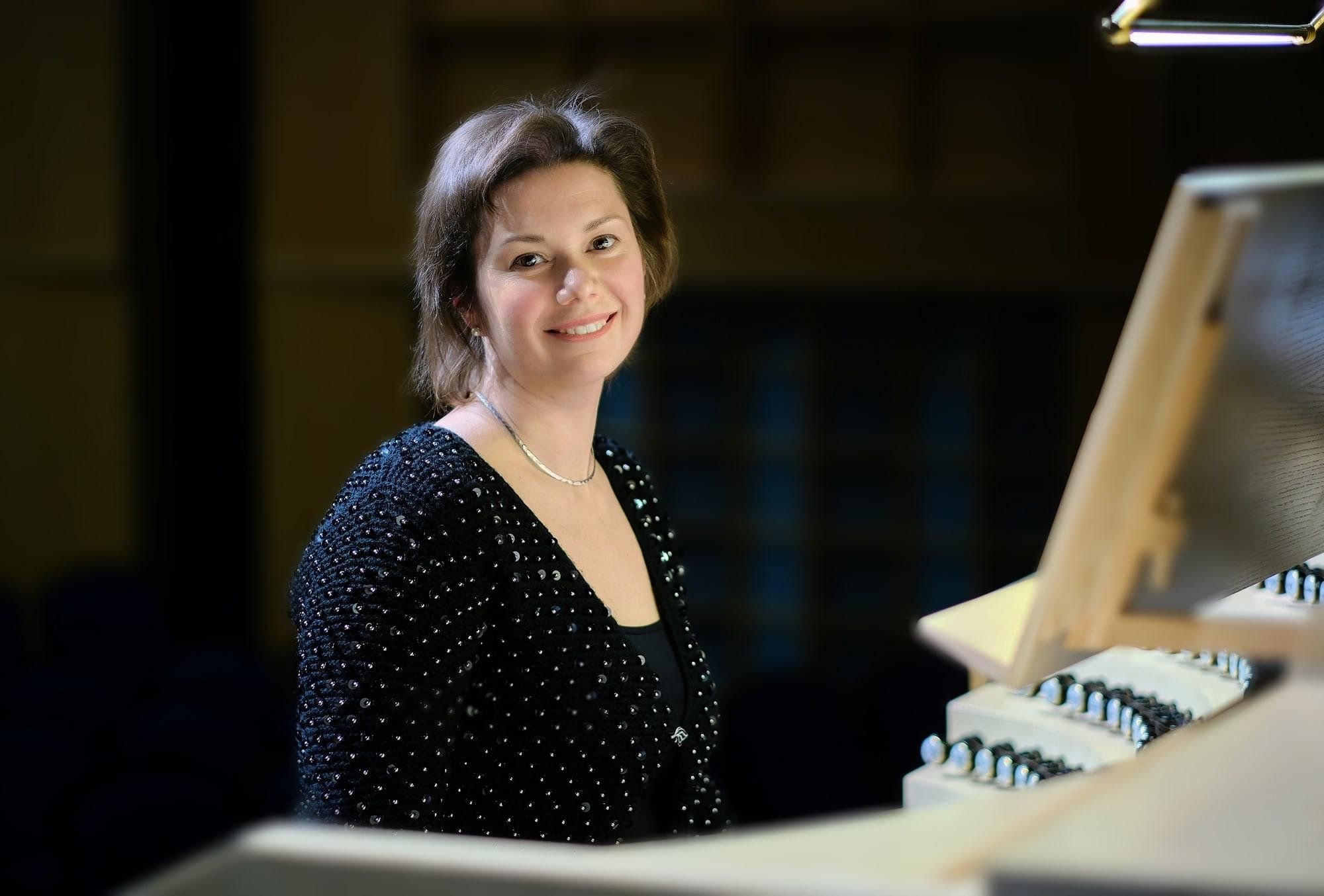 

Билеты на Под небом Парижа. Юлия Глазкова (Филармония. Органный зал)