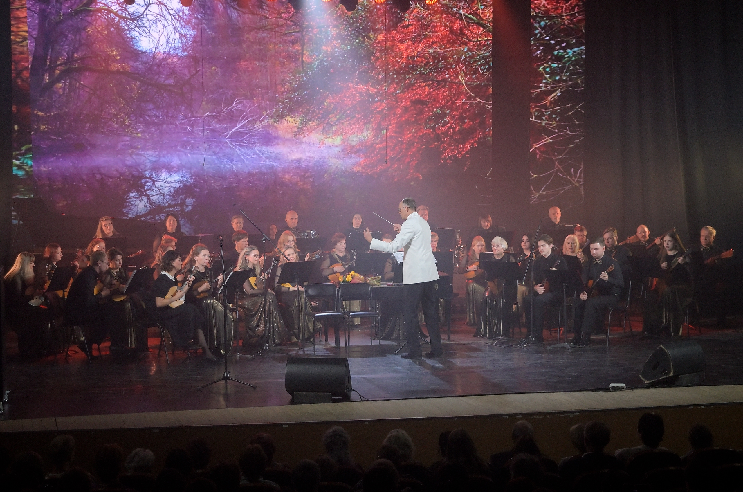 

Билеты на Земляки. Возвращение на Вятку (Вятская филармония)