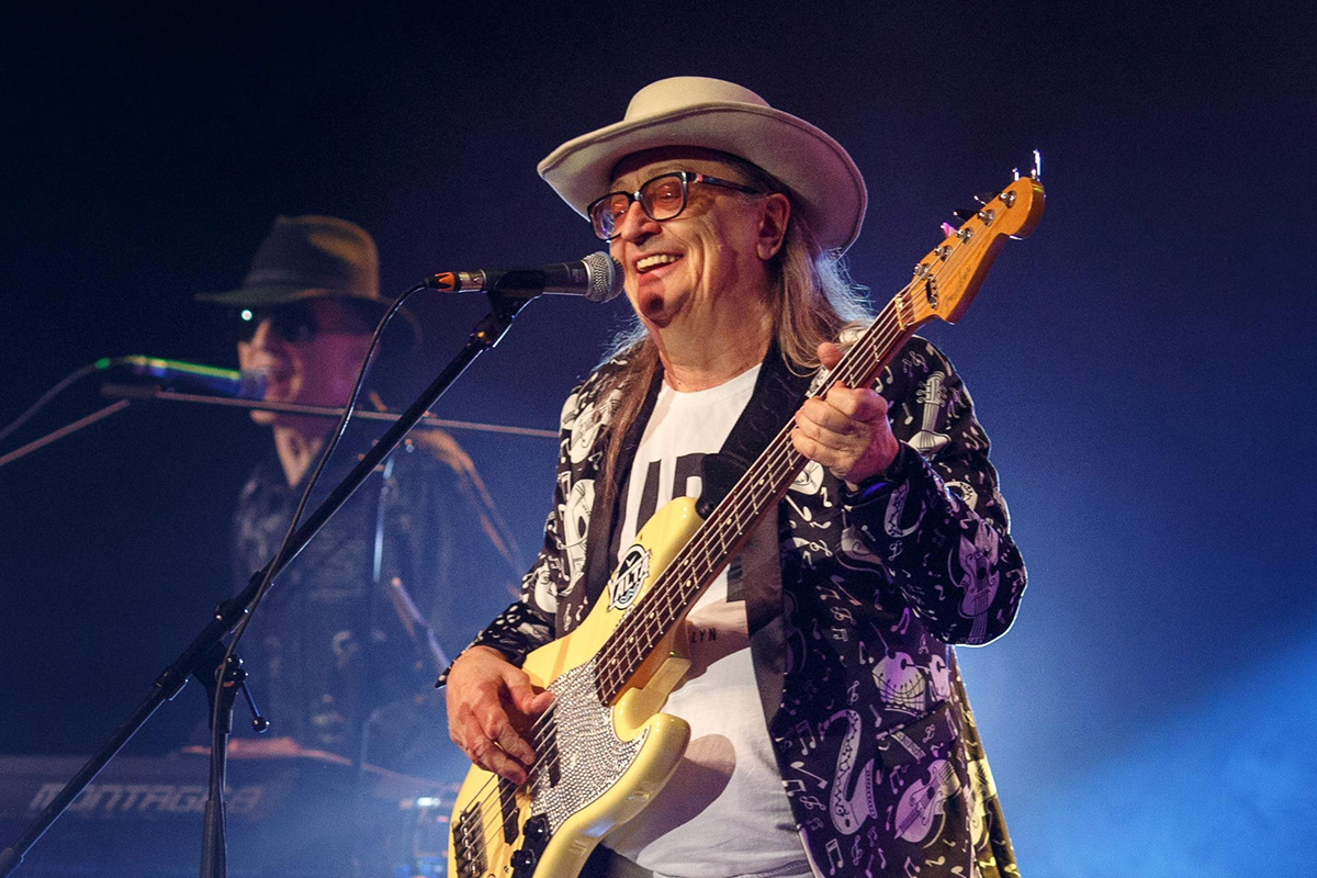 

Билеты на Легенды ВИА 70–80-х. Мы из СССР (ДК «Руслан»)