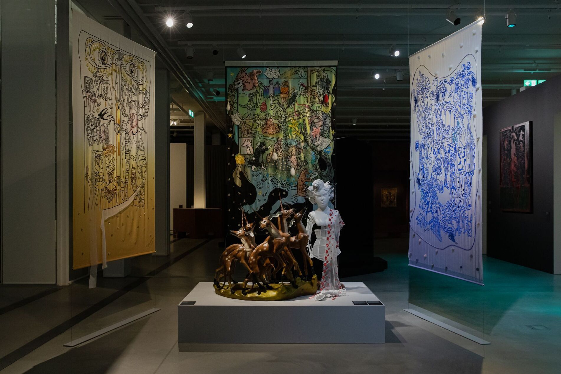 

Билеты на Нетёмные века: новеллы о Средневековье и академизмах (Дом культуры «ГЭС-2»)