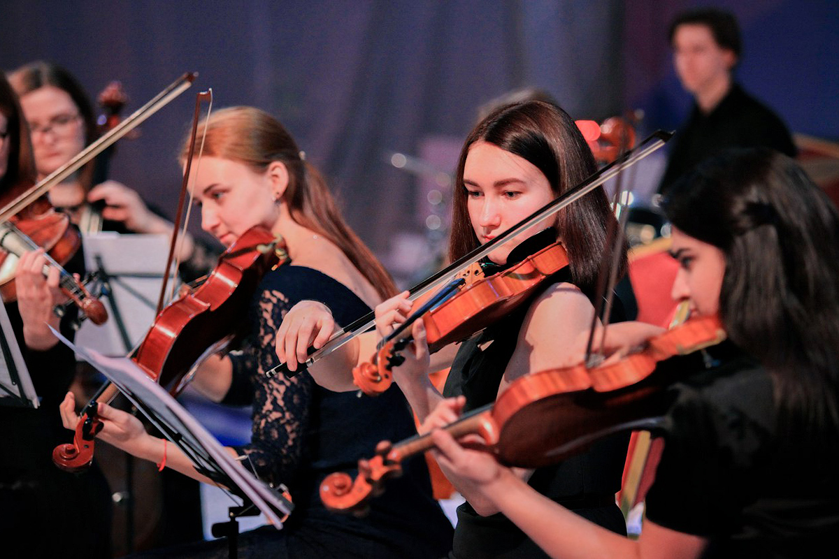 

Билеты на Русские сказки с симфоническим оркестром (Белый зал Политехнического университета)