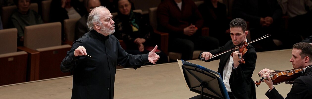 Оркестр ГАБТ России, дирижёр — Валерий Гергиев