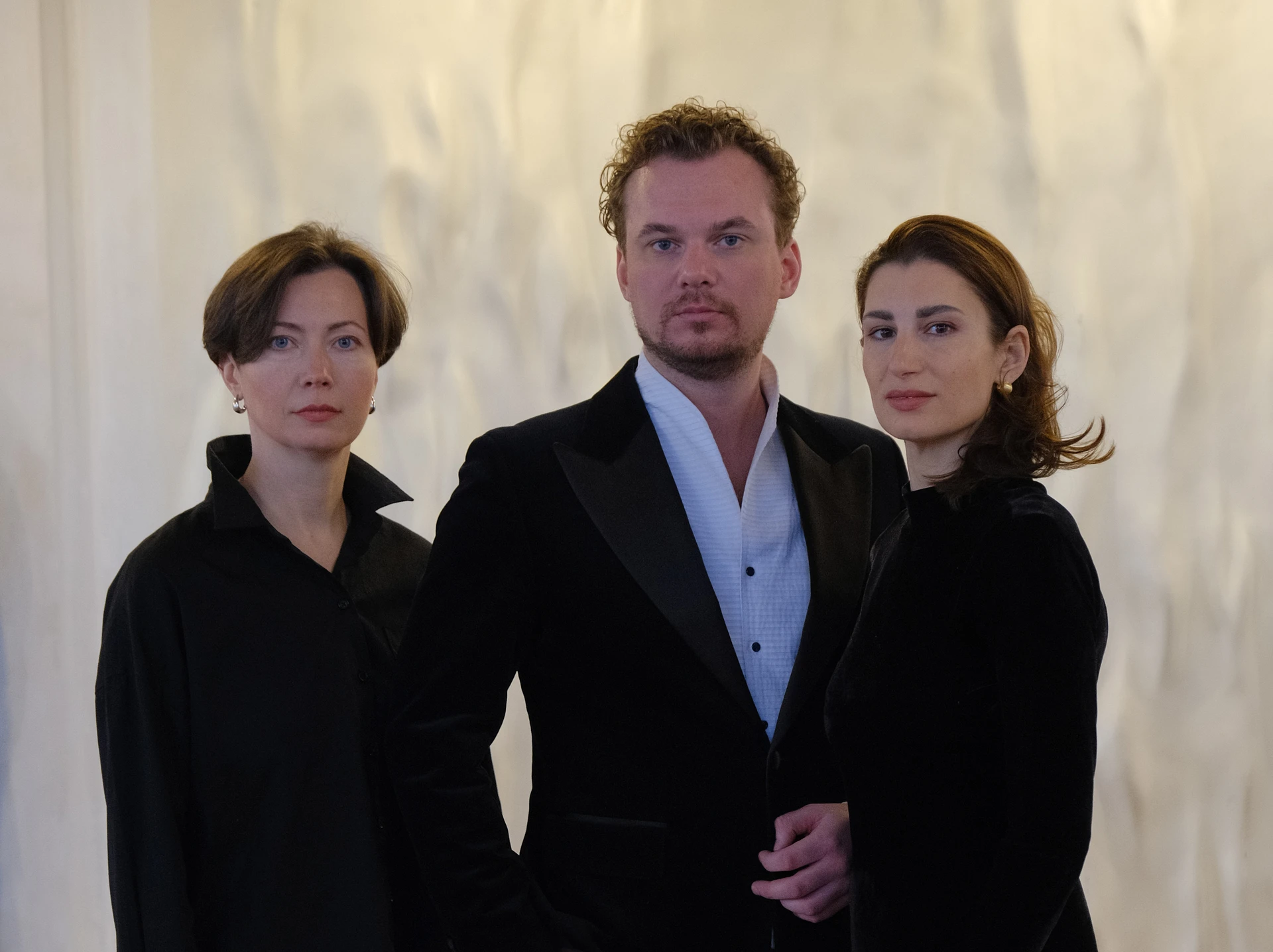 

Билеты на Шедевры русского романса. Анна Авакян, Севастьян Мартынюк, Анастасия Косинская (Филармония)