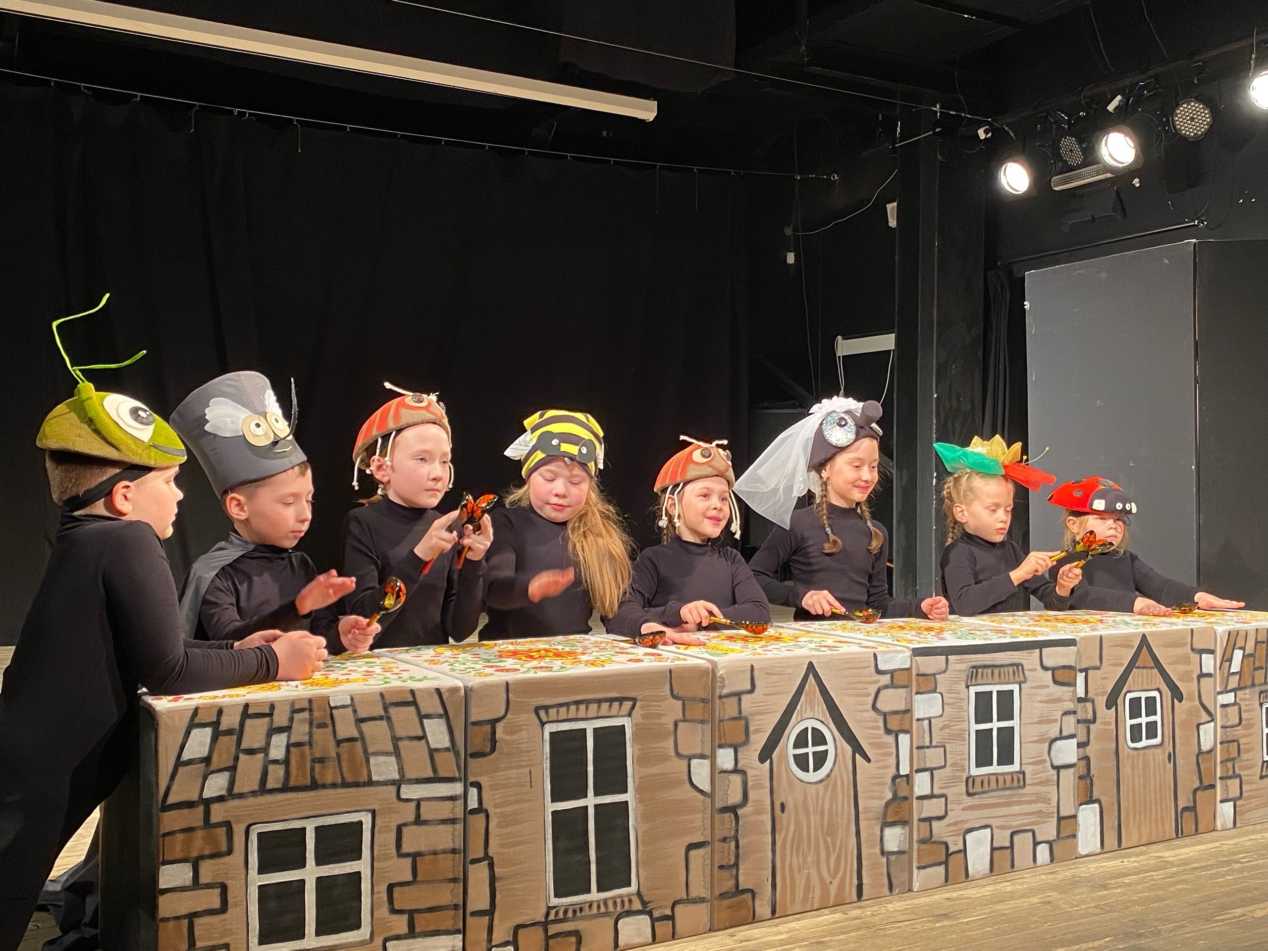 

Билеты на Знакомство с Чуковским (Коми-Пермяцкий драматический театр им. Горького)