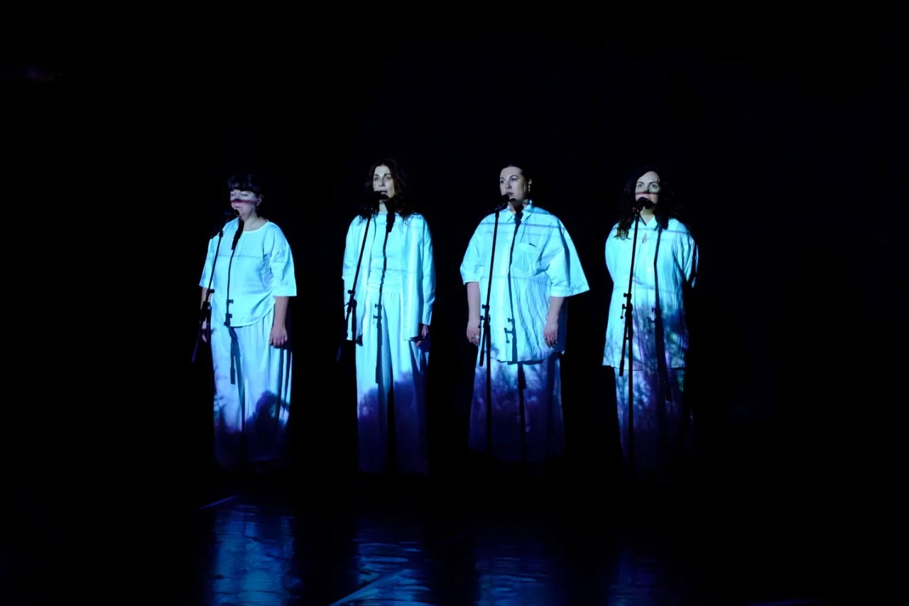 

Билеты на Я в этом доме как (Театр современной драматургии)