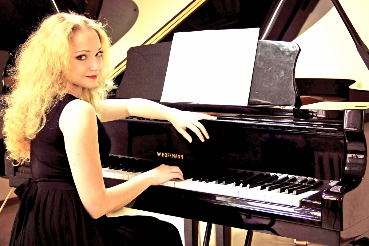 

Билеты на Салон с историей: Бетховен, Слонимский (Музей-фотосалон Карла Буллы)