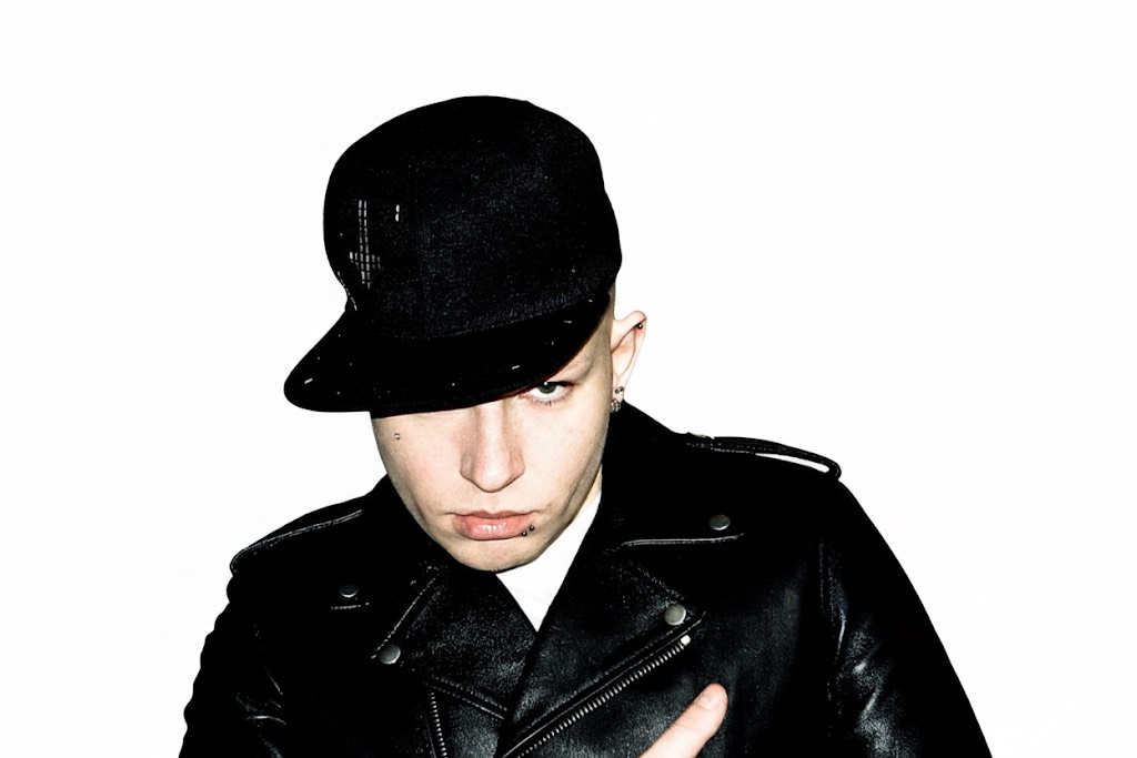 

Билеты на Huzzy B (Soprano (ex. Blackpool))