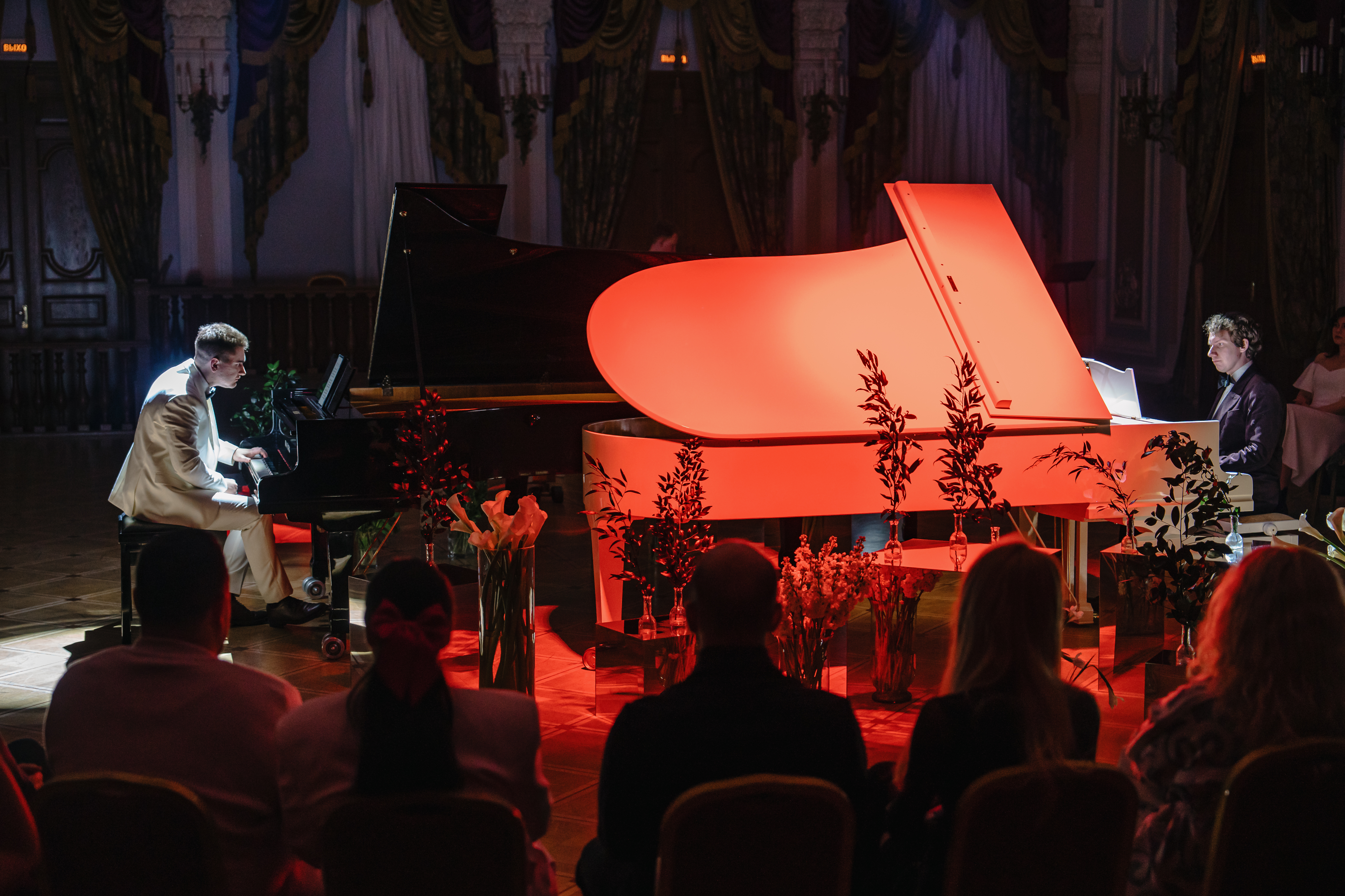 

Билеты на 2 рояля. Музыка сквозь века (Дом архитектора)