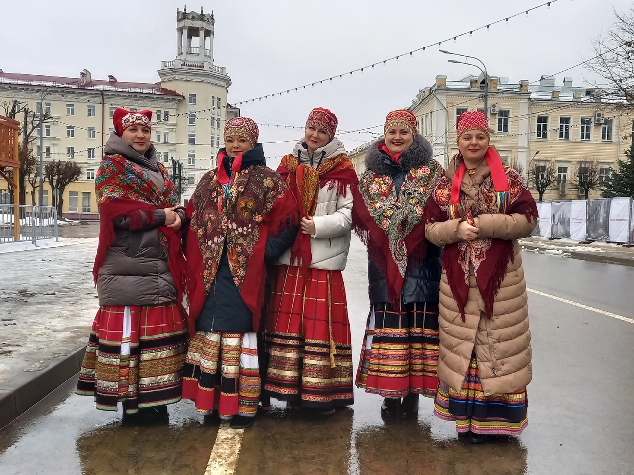 

Билеты на Праздничный концерт ко Дню защитника Отечества (Филармония)