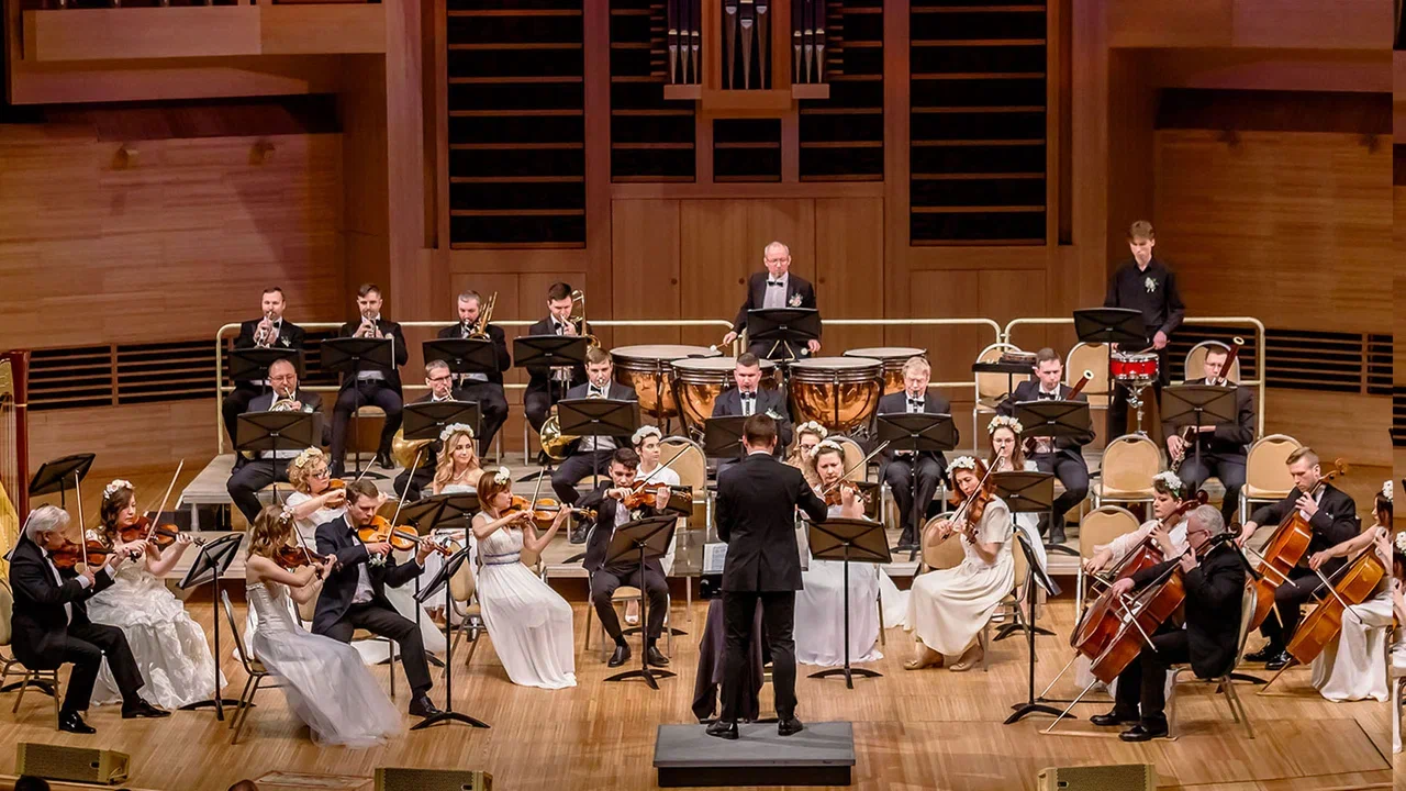 

Билеты на Concord Orchestra. Симфоническое кино. Мишель Легран. Шербурские зонтики (Филармония им. Шостаковича. Большой зал)