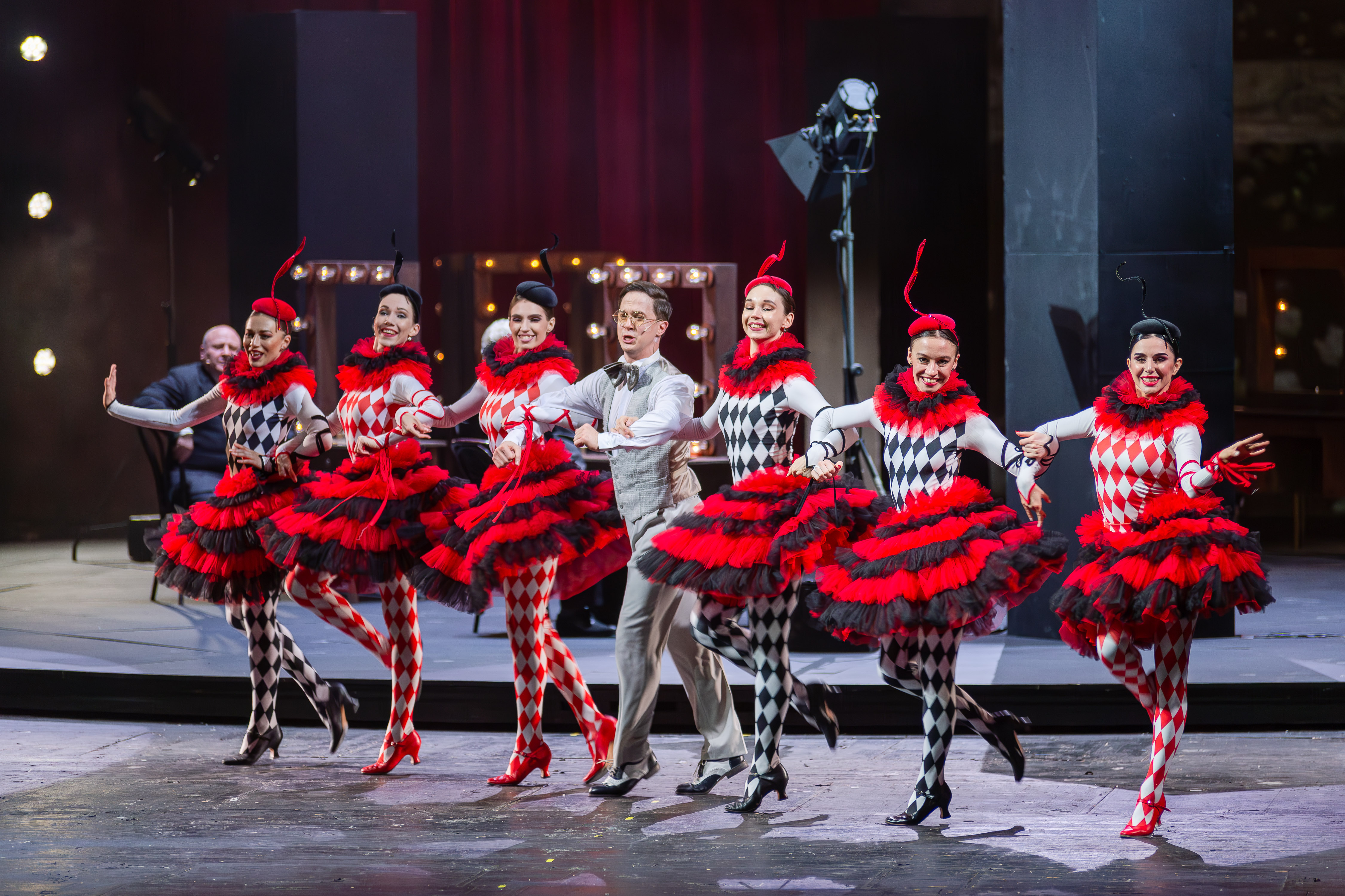 

Билеты на Дорога к жизни (Александринский театр)