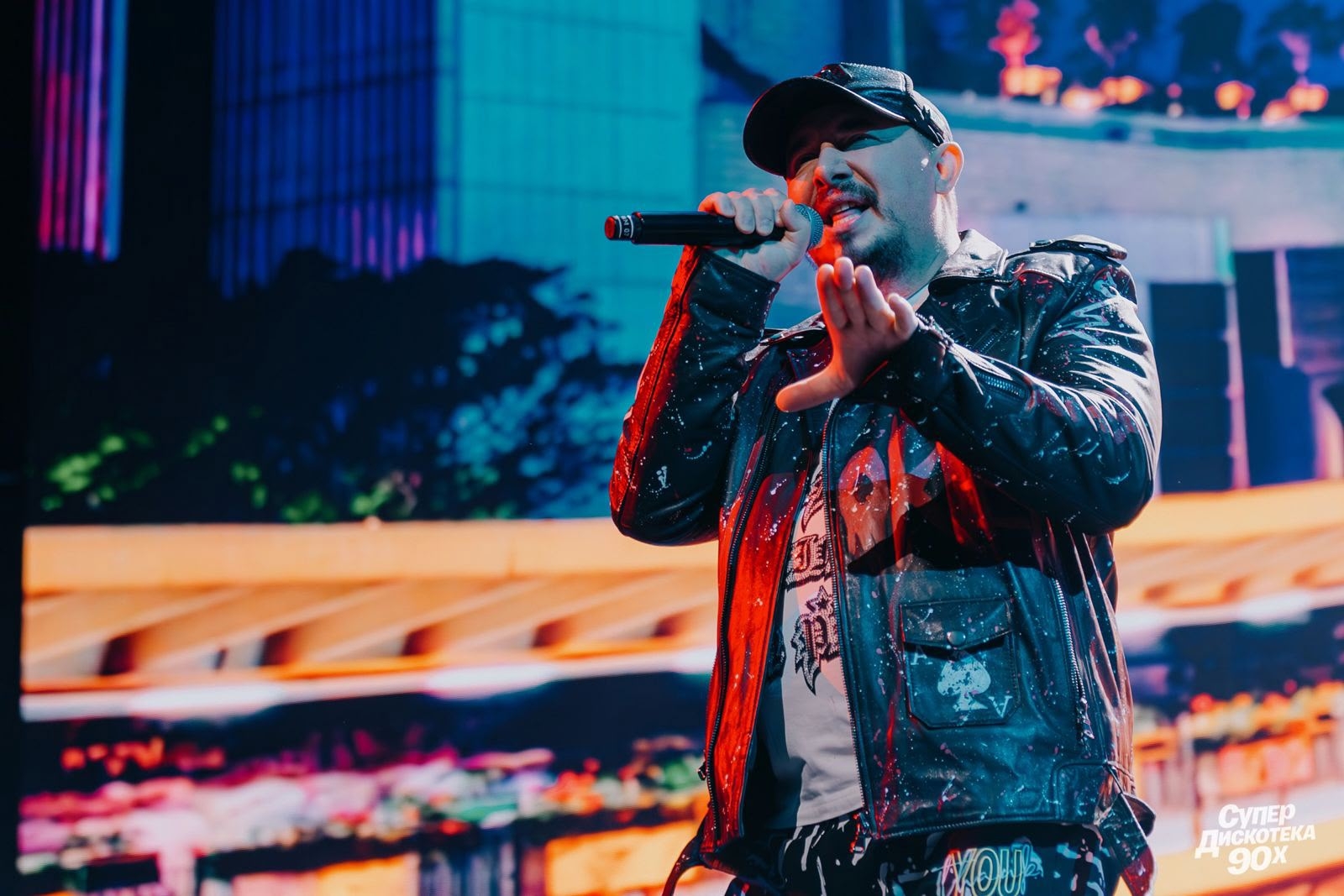 

Билеты на 140 ударов в минуту (Lюstra Bar)