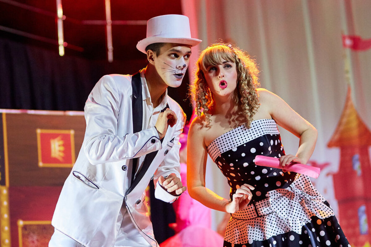 

Билеты на Алиса в стране чудес (ДК железнодорожников)