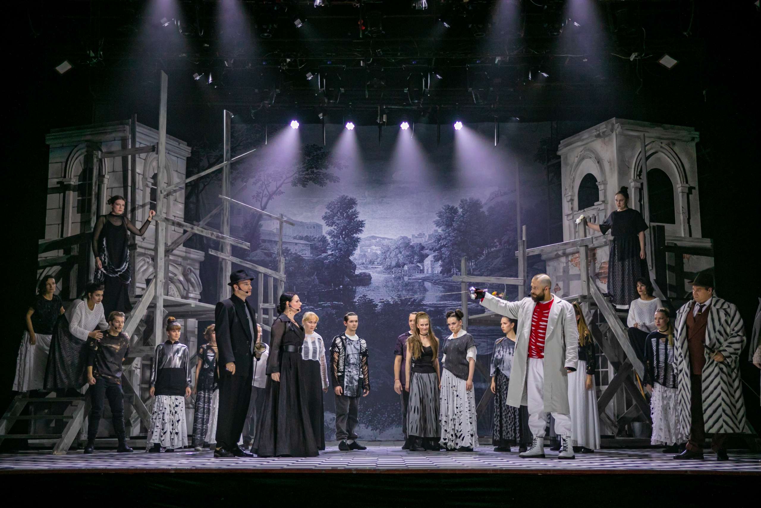 

Билеты на Ромео и Джульетта (ДК им. Окунева)