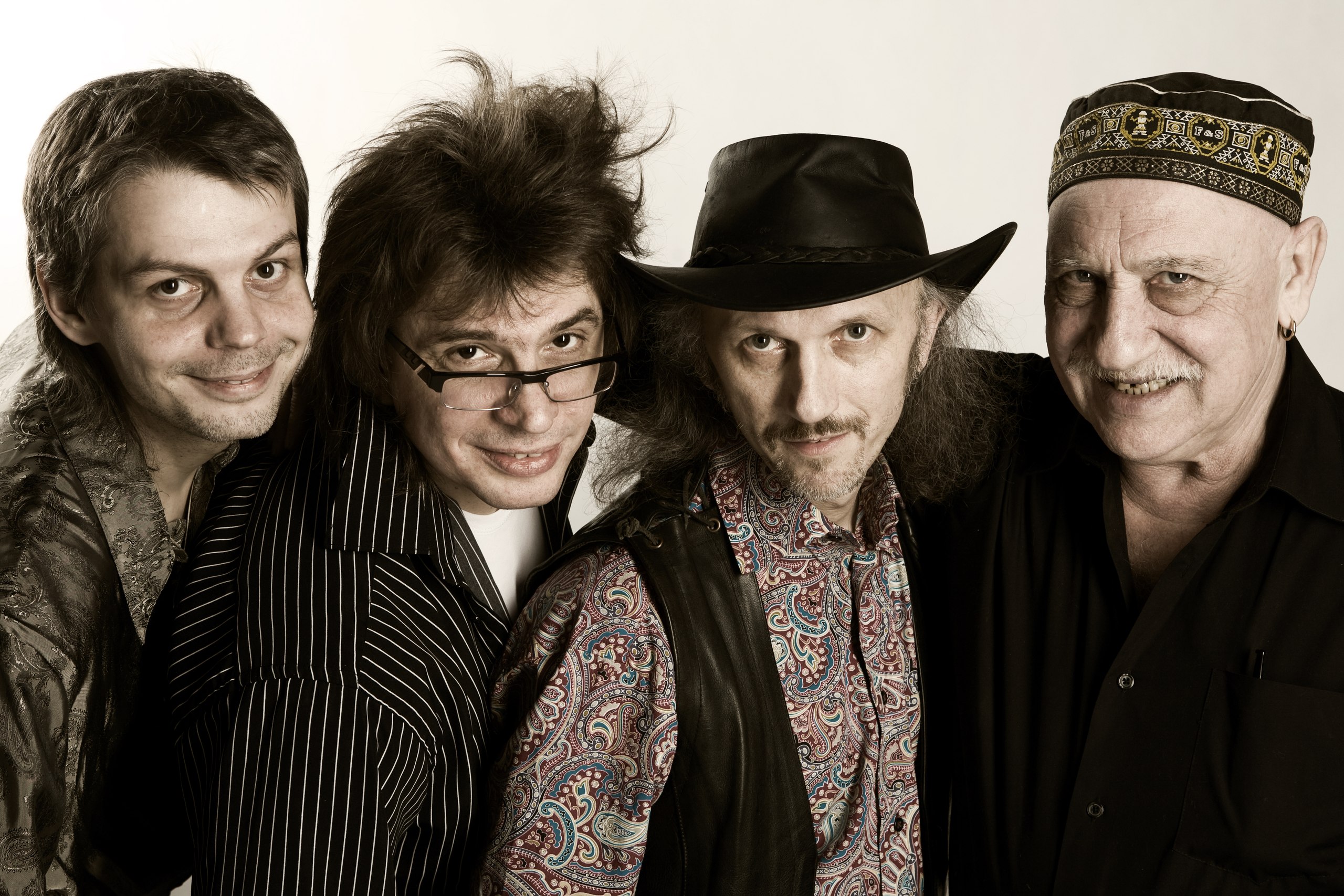 

Билеты на Forrest Gump (Музыка кофе и вина (МКВ))