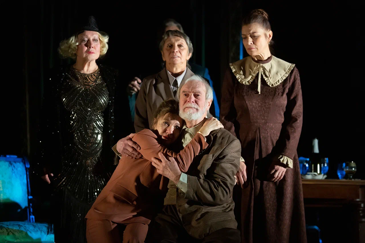 

Билеты на Родные / Близкие (Театр на Литейном)