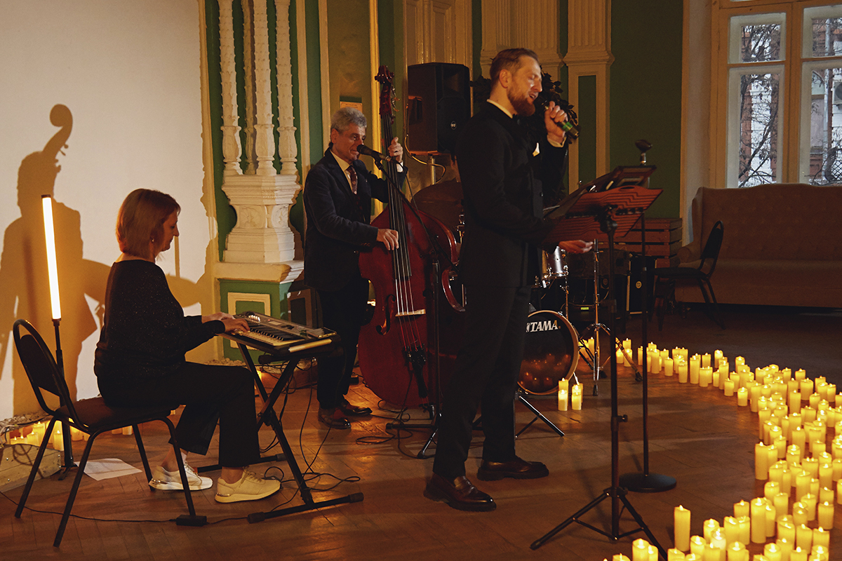 

Билеты на Магия свечей. Романтический джаз (Вокруг центр)