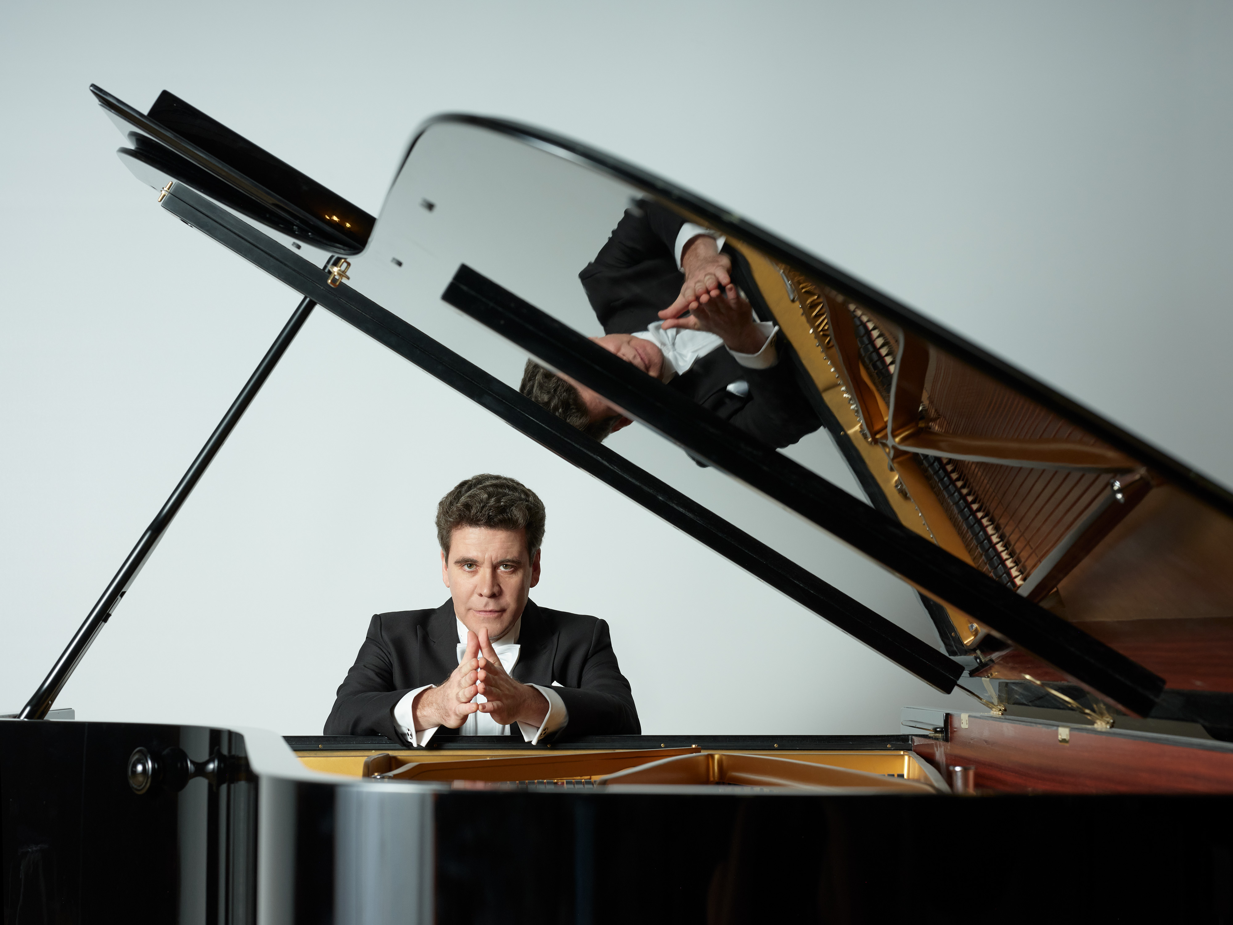 

Билеты на Закрытие. Симфоджаз (Музейный комплекс «Кремль»)