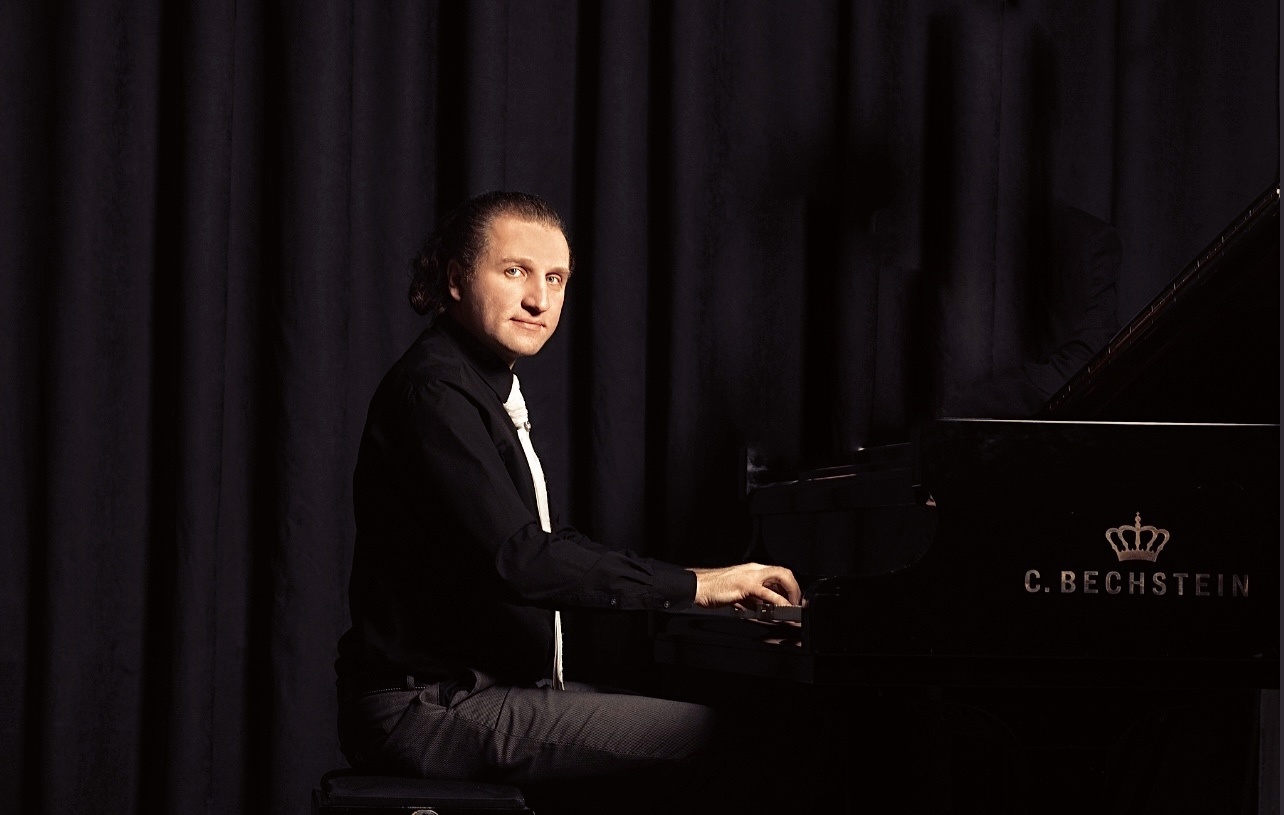 

Билеты на Планета любви (Филармония)