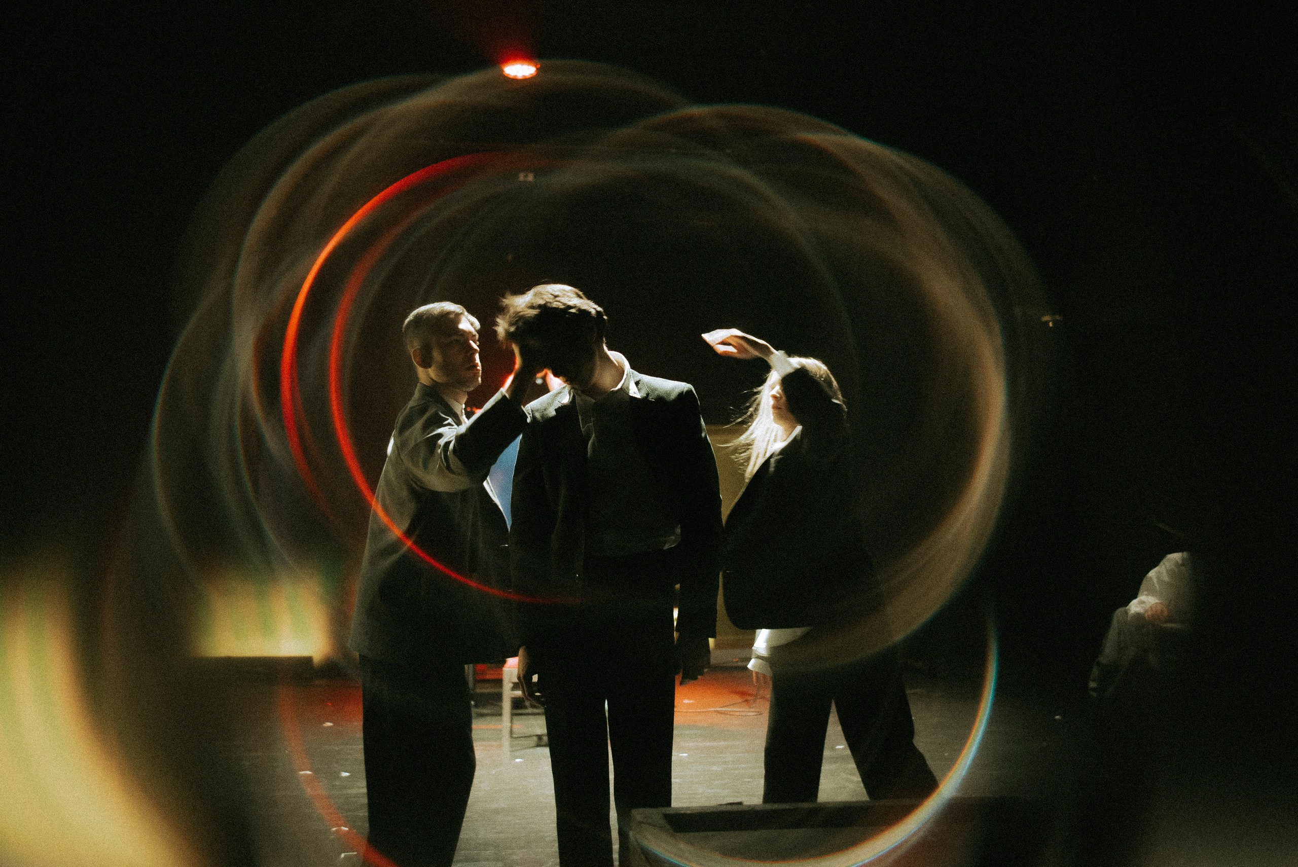 

Билеты на Проект «Чёрный квадрат». Акт IV. История о пропавшем отражении (Новая сцена Александринского театра)