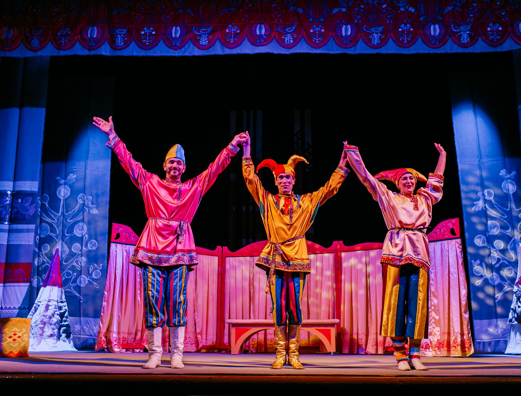 

Билеты на Озорник Петрушка (Русский драматический театр)