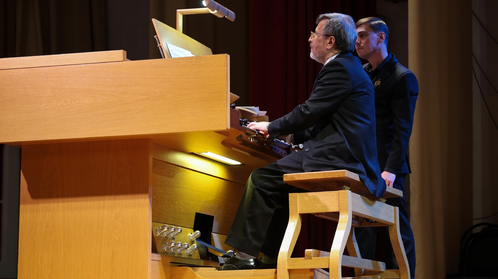 

Билеты на Диалоги с вечностью (Главный проспект)