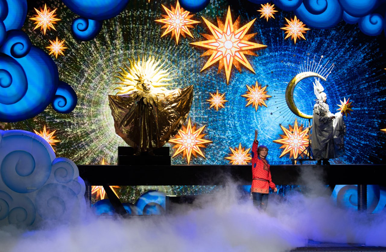 

Билеты на Бабкины сказки. Как три Ивана Новый год спасали (Театр Надежды Бабкиной «Русская песня»)