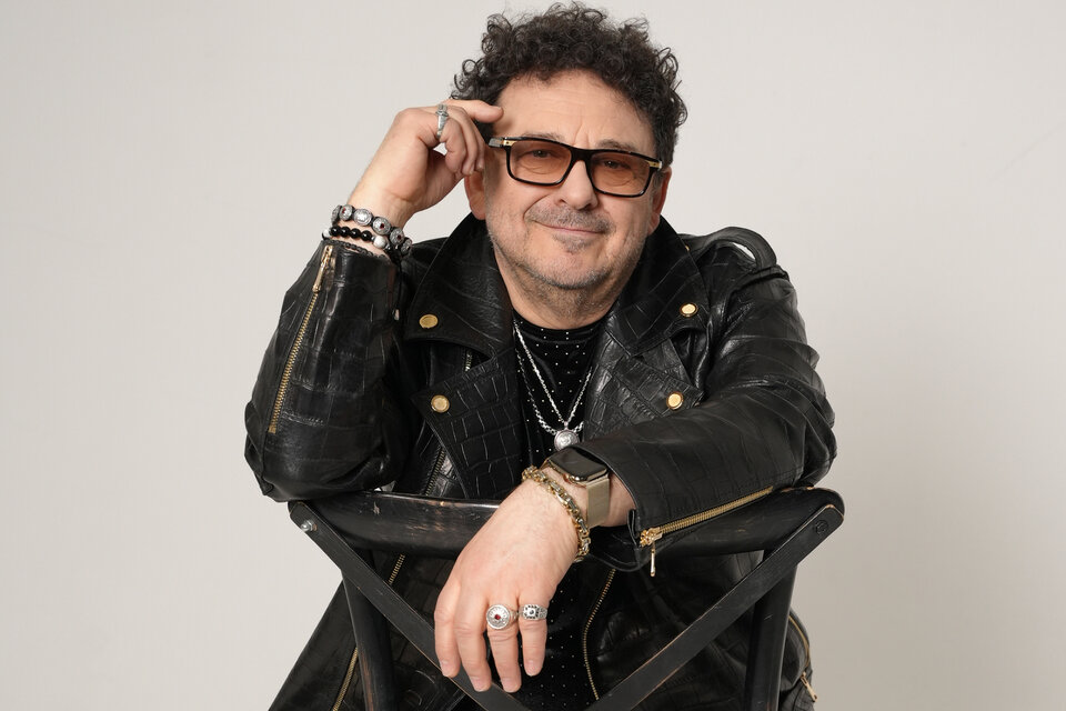 Игорь Саруханов