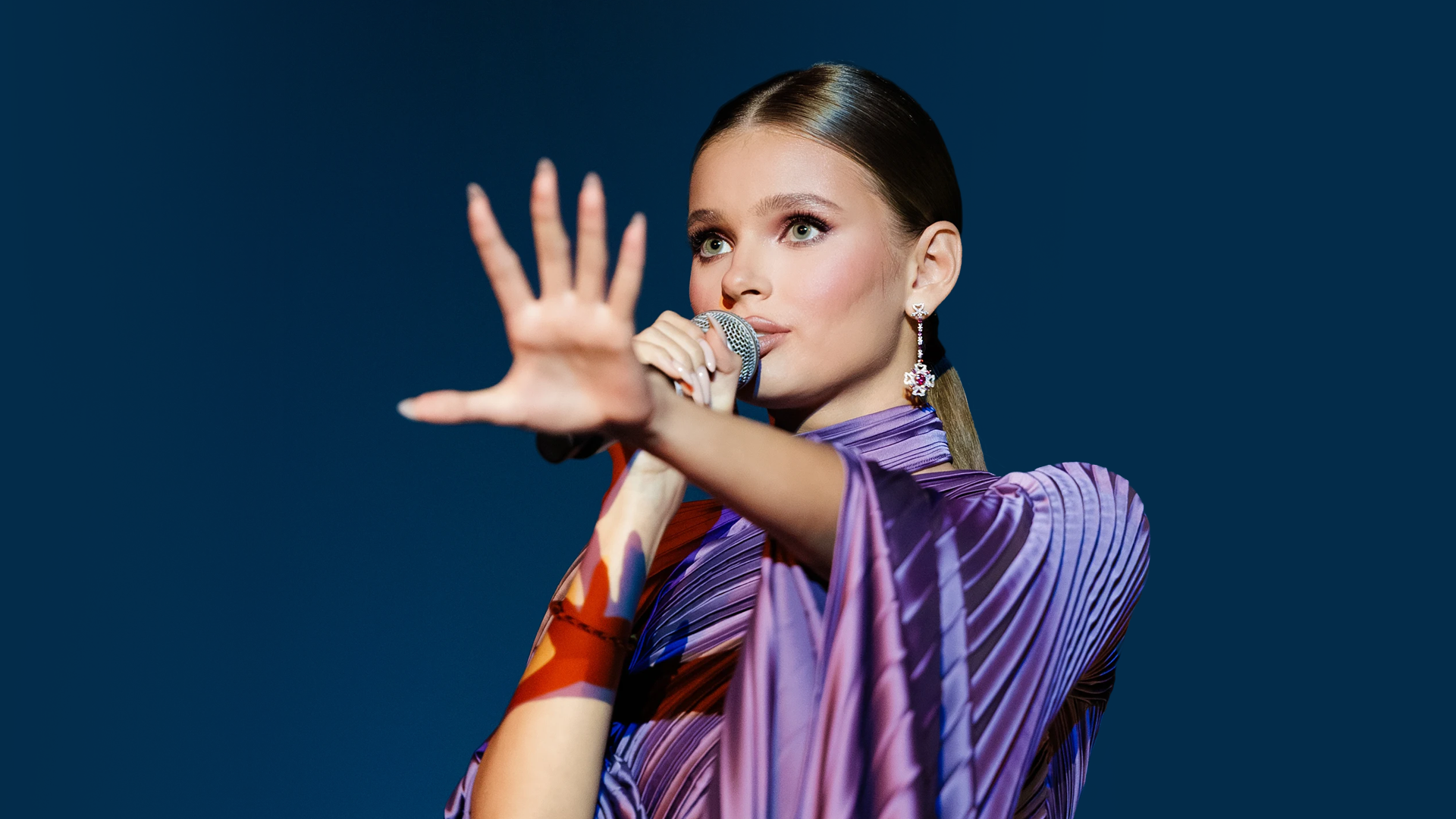 

Билеты на Мария Меженная. Расскажи мне о любви (ДК «Выборгский»)