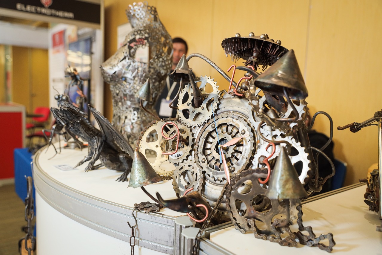 

Билеты на ЛОМ-2025 / Moscow International Recycling Expo (Soluxe Hotel Moscow)