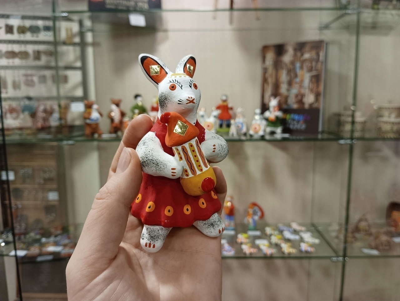 

Билеты на Роспись дымковского зайки (Музей истории Хлынова)