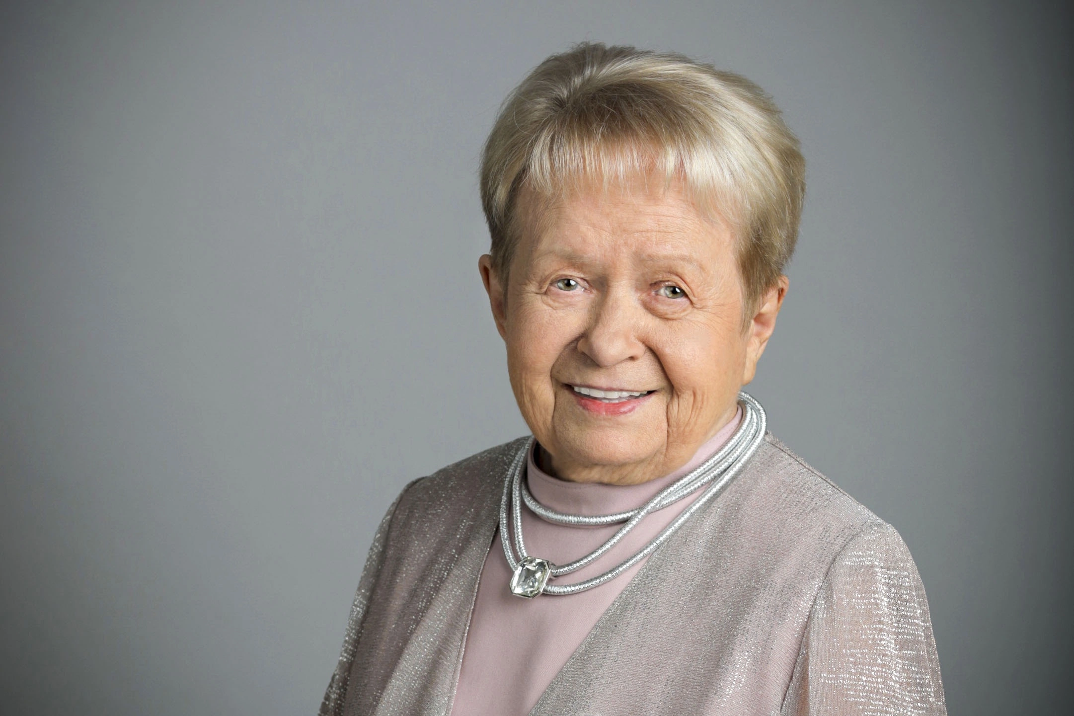 

Билеты на Золотые хиты Александры Пахмутовой (Храм Христа Спасителя. Зал Церковных Соборов)