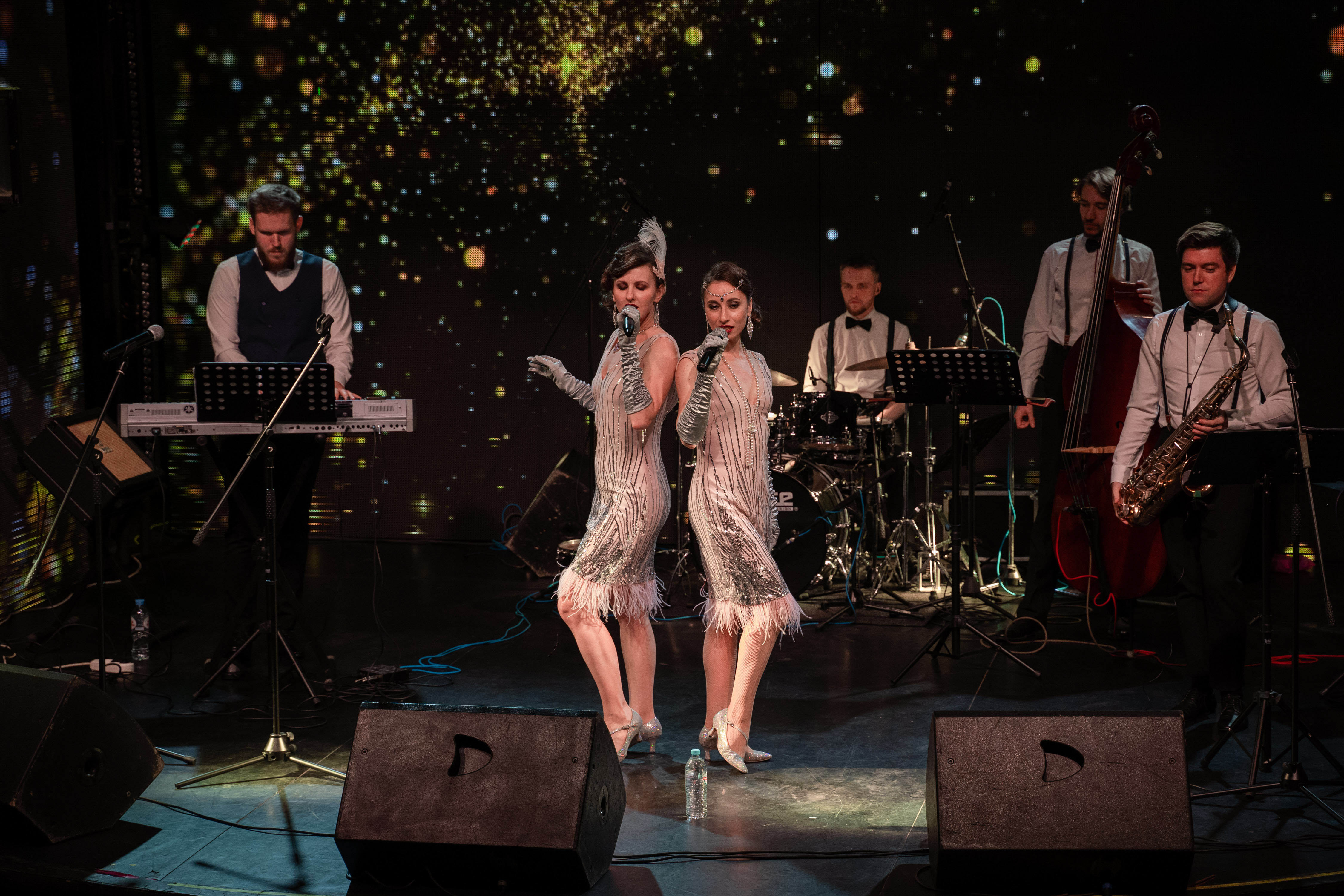 

Билеты на Gatsby Jazz (Крыша на Цветном)