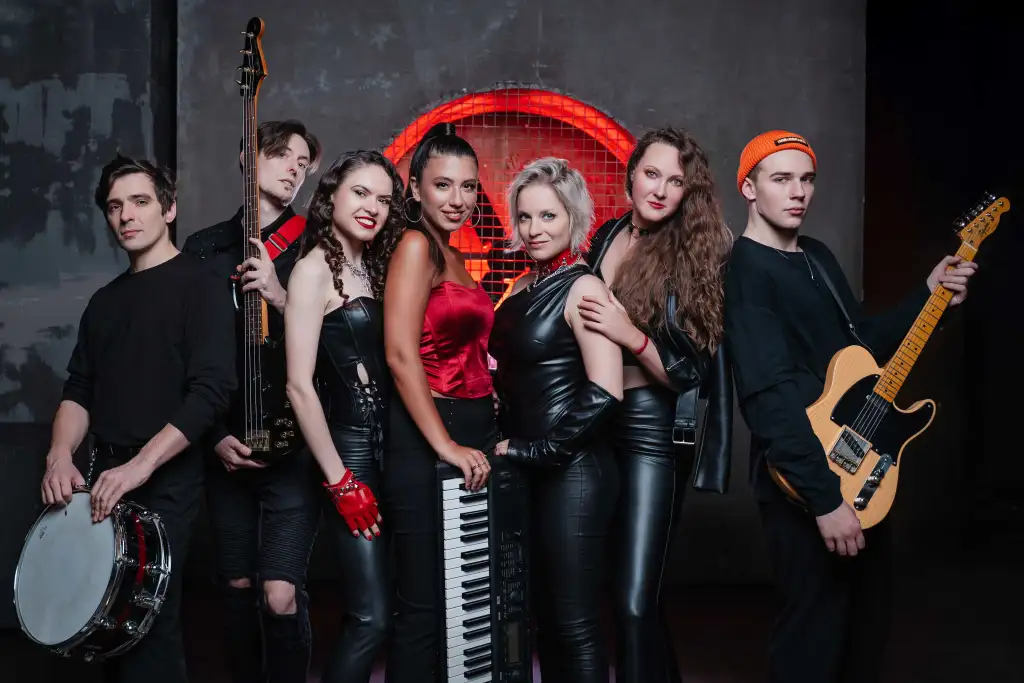 

Билеты на JazzØver (Lюstra Bar)