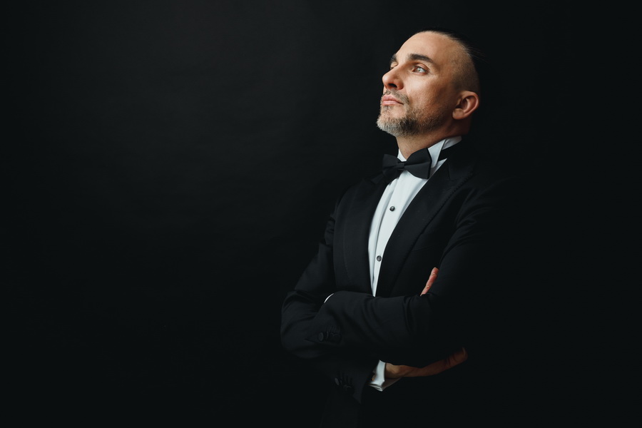 

Билеты на XIX Московский международный фестиваль «Виртуозы гитары». Открытие фестиваля Концерты для гитары с оркестром (Концертный зал им. Чайковского)