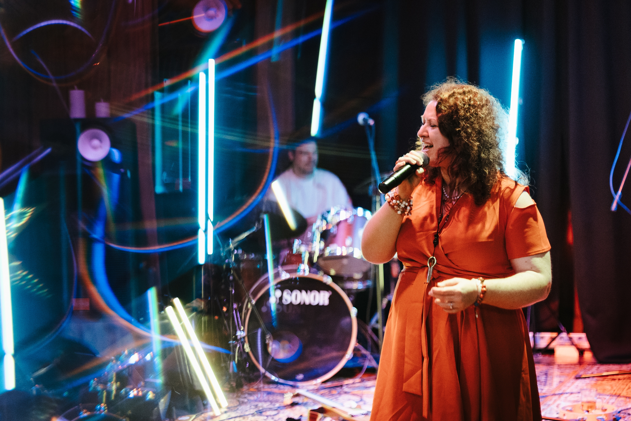 

Билеты на Оркестр интуитивной музыки и Дара Яра (Клуб Алексея Козлова)