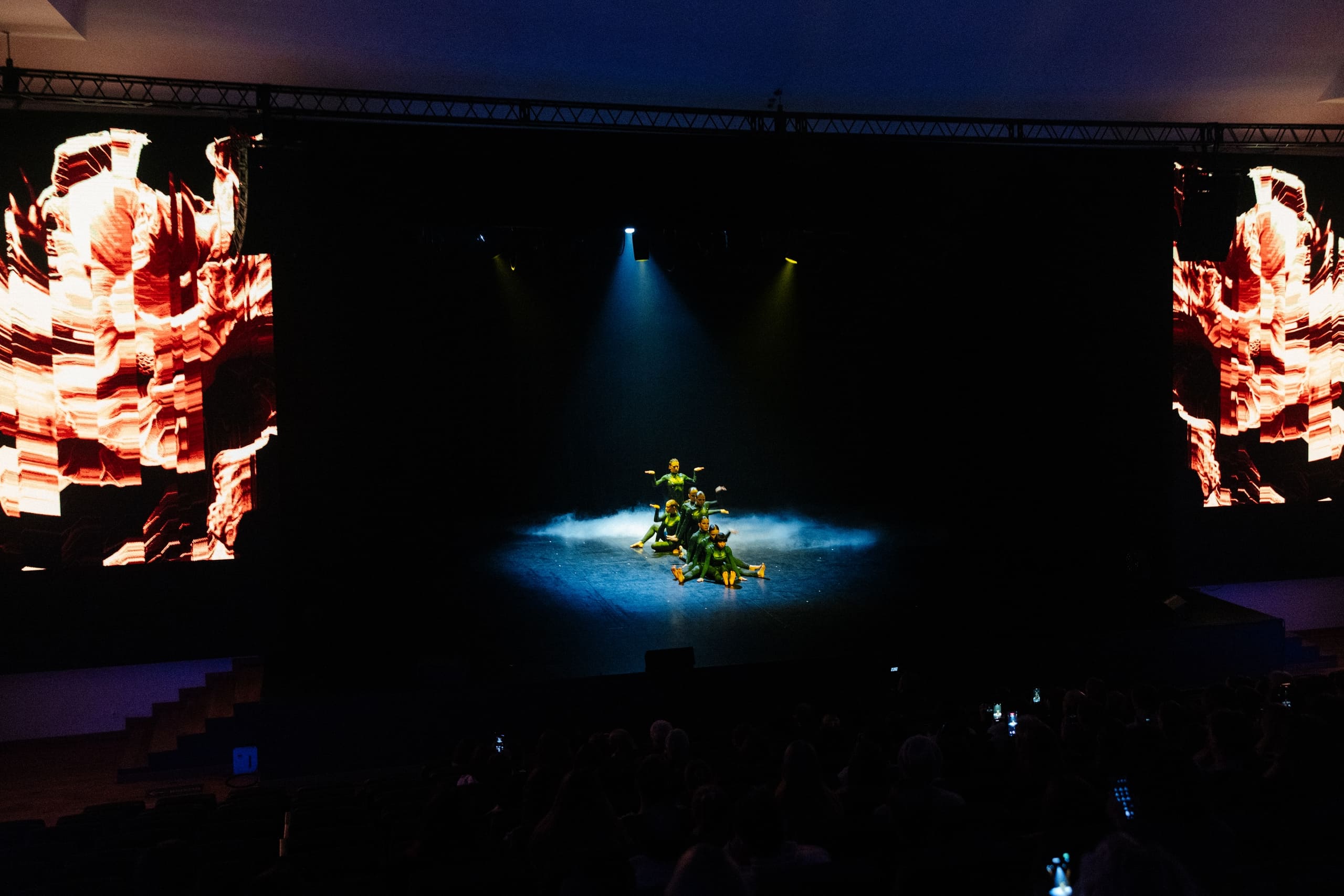 

Билеты на Диалог форм (Московский продюсерский центр)