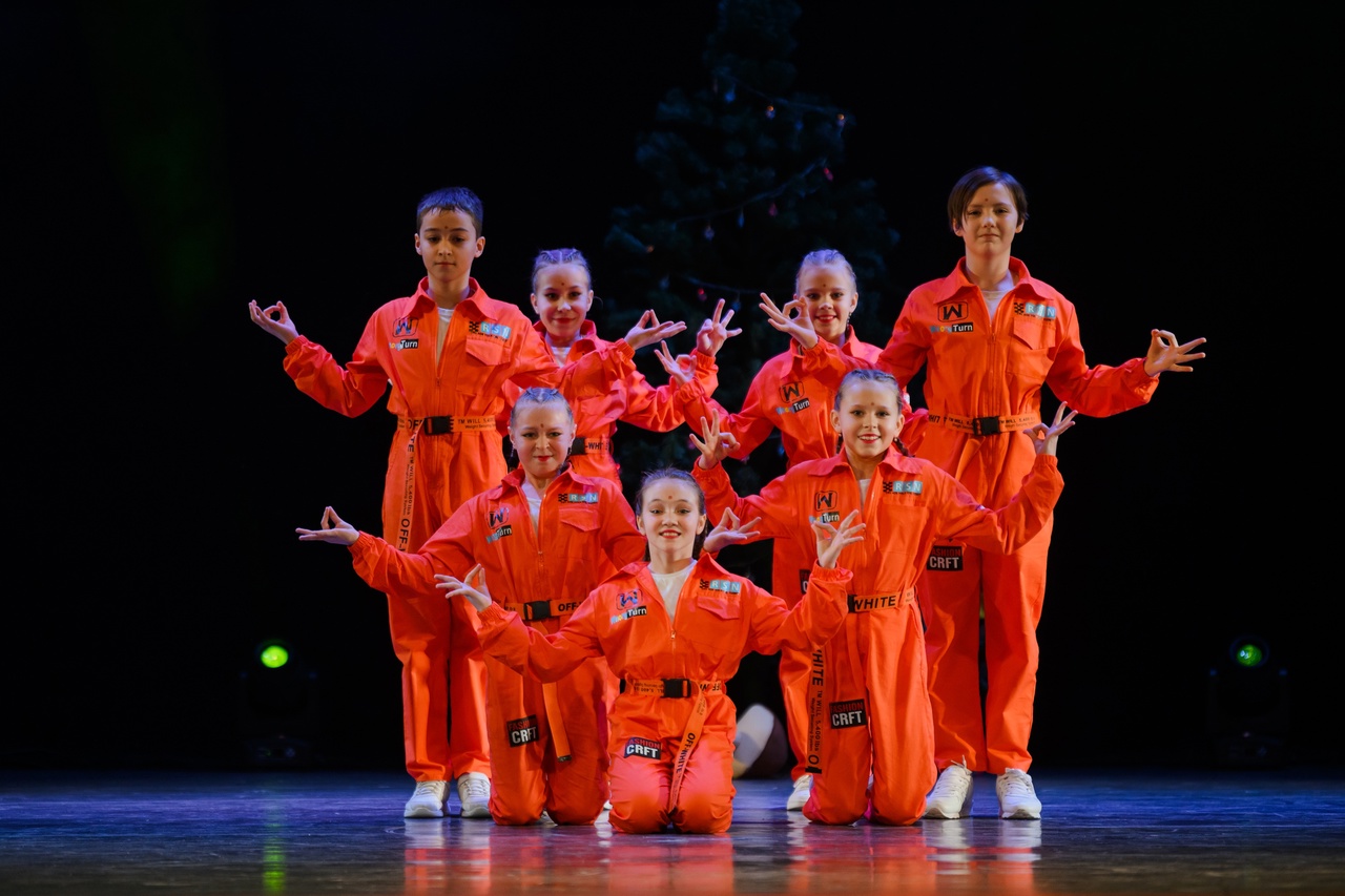

Билеты на Зимний отчётный концерт Академии танца 2Dance kids «Топи лёд» (ДК им. Кирова)