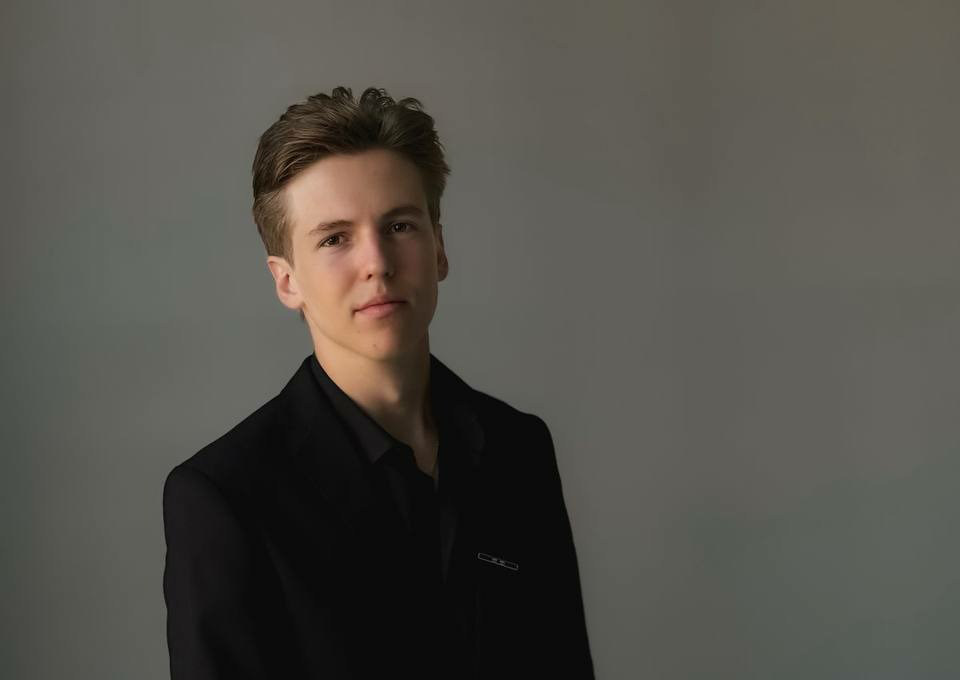 

Билеты на Арсений Сурин (Дом винтажной музыки)