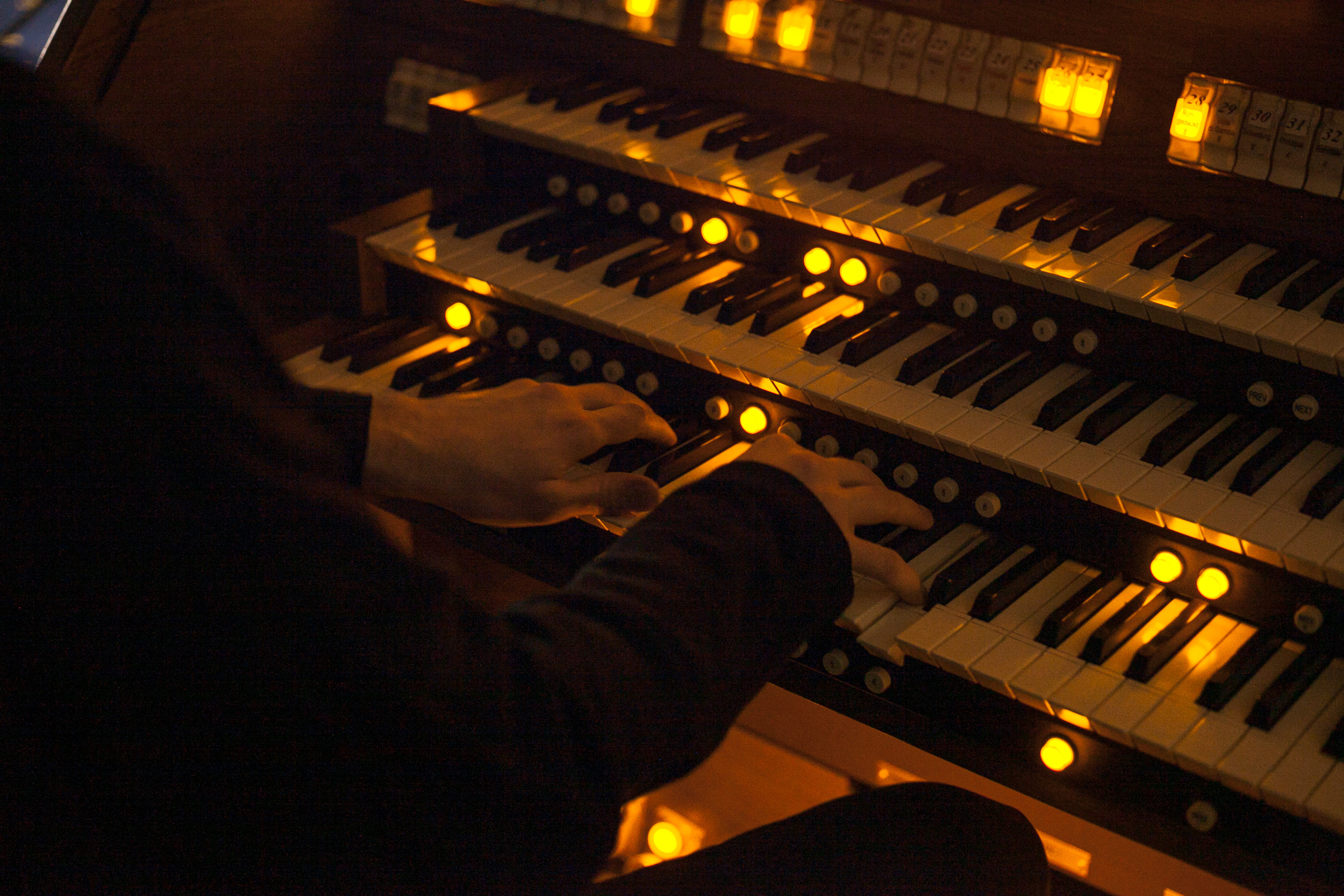 

Билеты на Органные вечера в Люблино при свечах: от Вивальди до Аве Мария (Католическая церковь Cвятой Ольги)