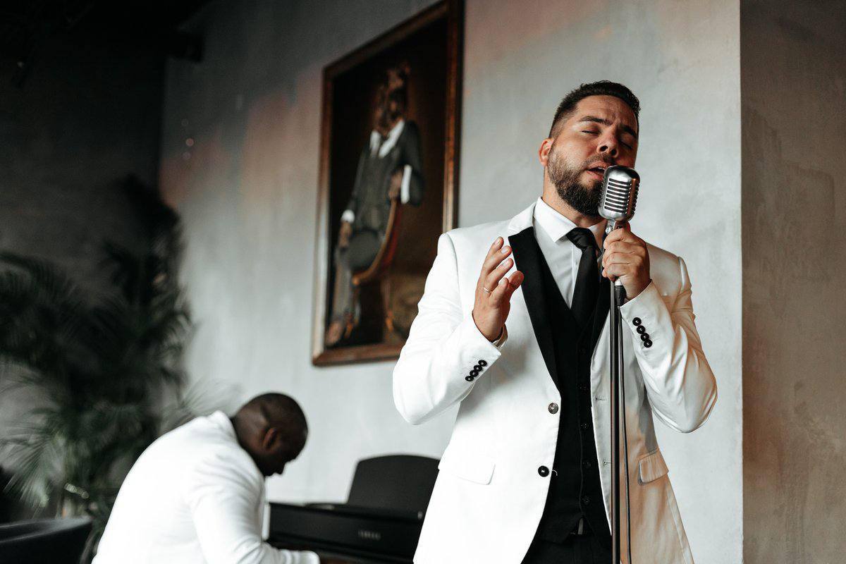 

Билеты на Andrew McFadden. Christmas in New York (Крыша на Цветном)