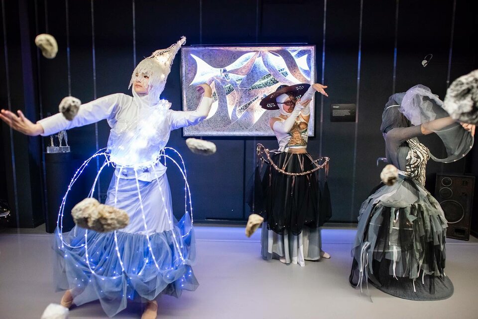 Сияние в темноте