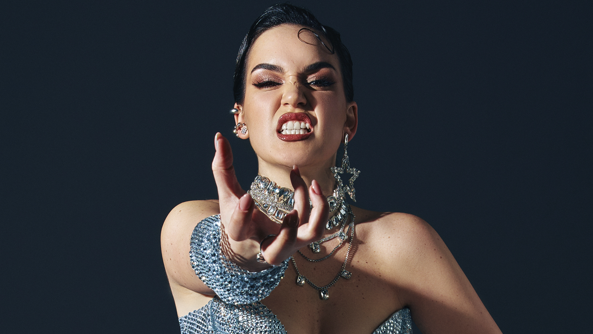 

Билеты на Зоя. Сольный концерт (Leningrad)